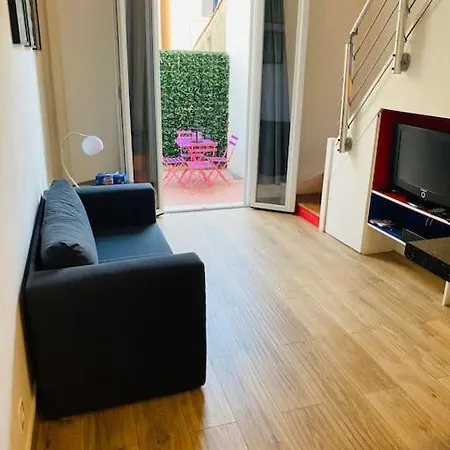 アパート Cosy Mezzanine Avec Terrasse Proche Mer *